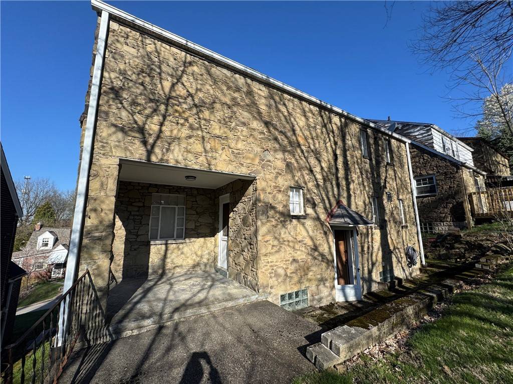 Wilkinsburg, PA 15221,2028 Sampson St