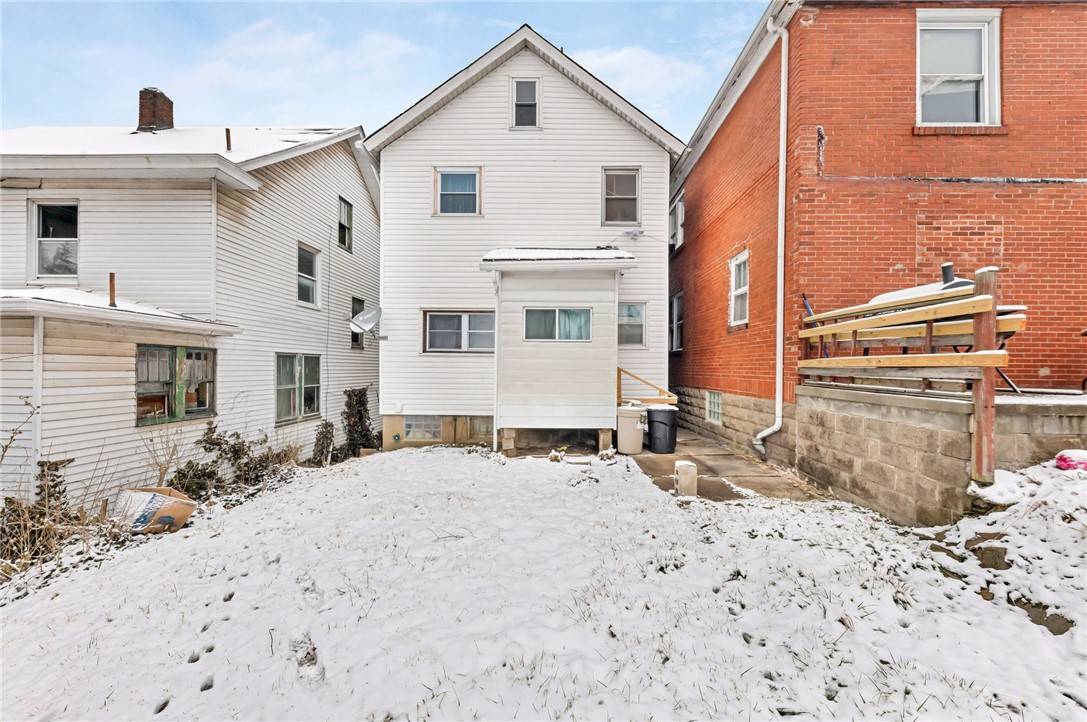 Mckeesport, PA 15132,3104 Garbett St