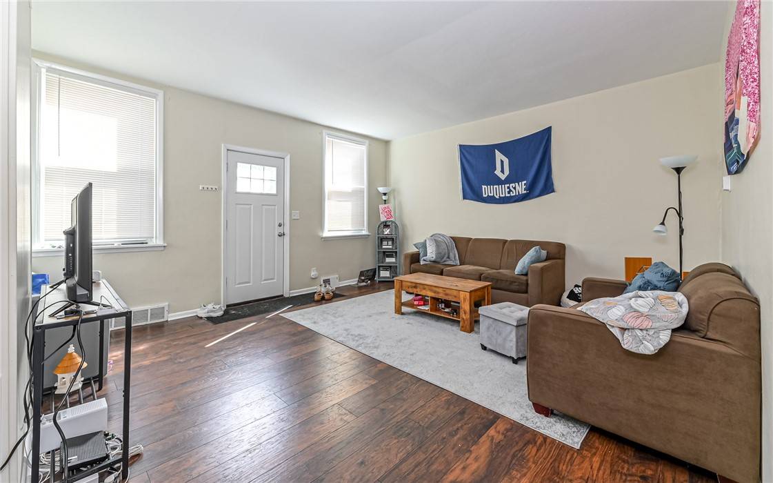 South Side, PA 15203,51 Sterling