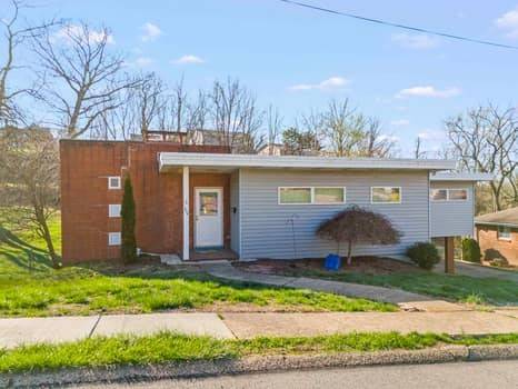 Canonsburg, PA 15317,438 Canyon Dr.