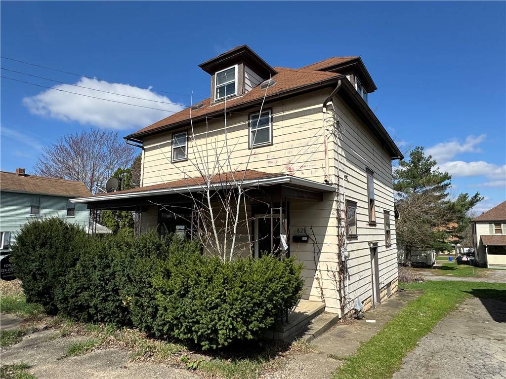 New Castle/4th, PA 16101,825 Morton St