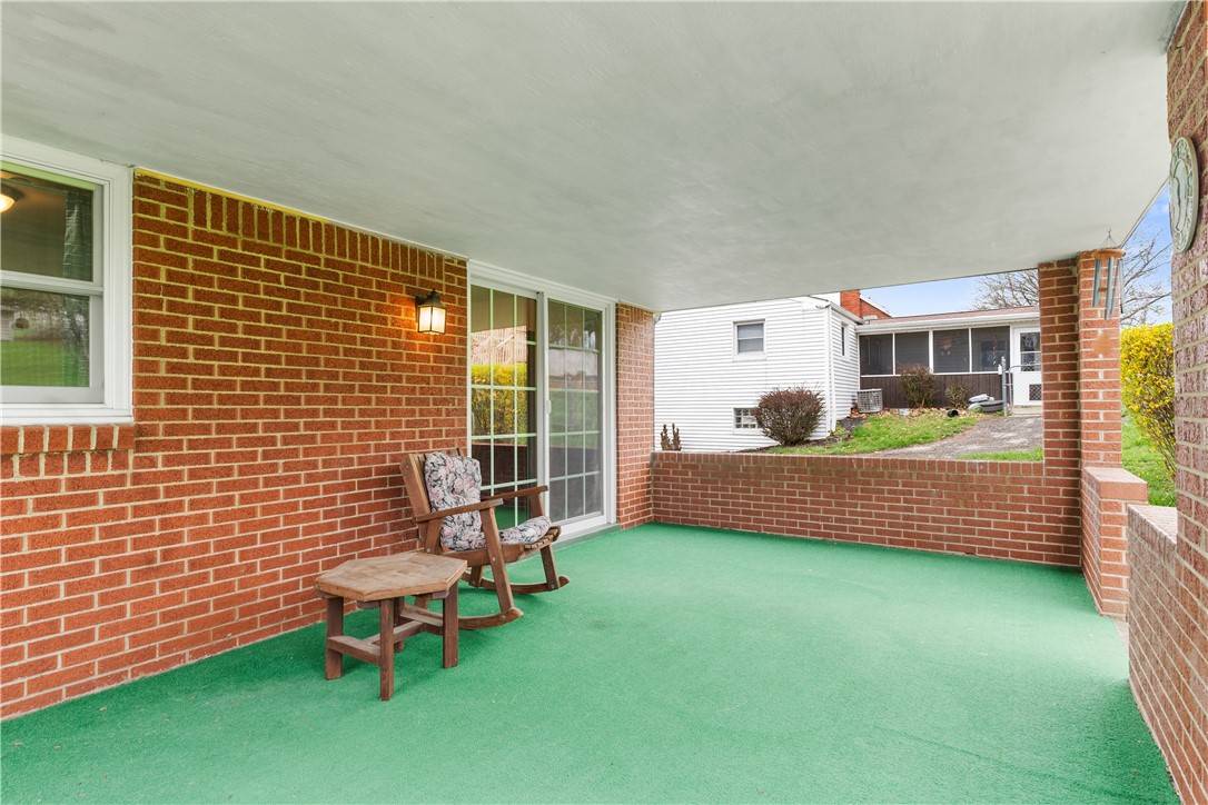 South Strabane, PA 15301,173 Oak Hill Dr