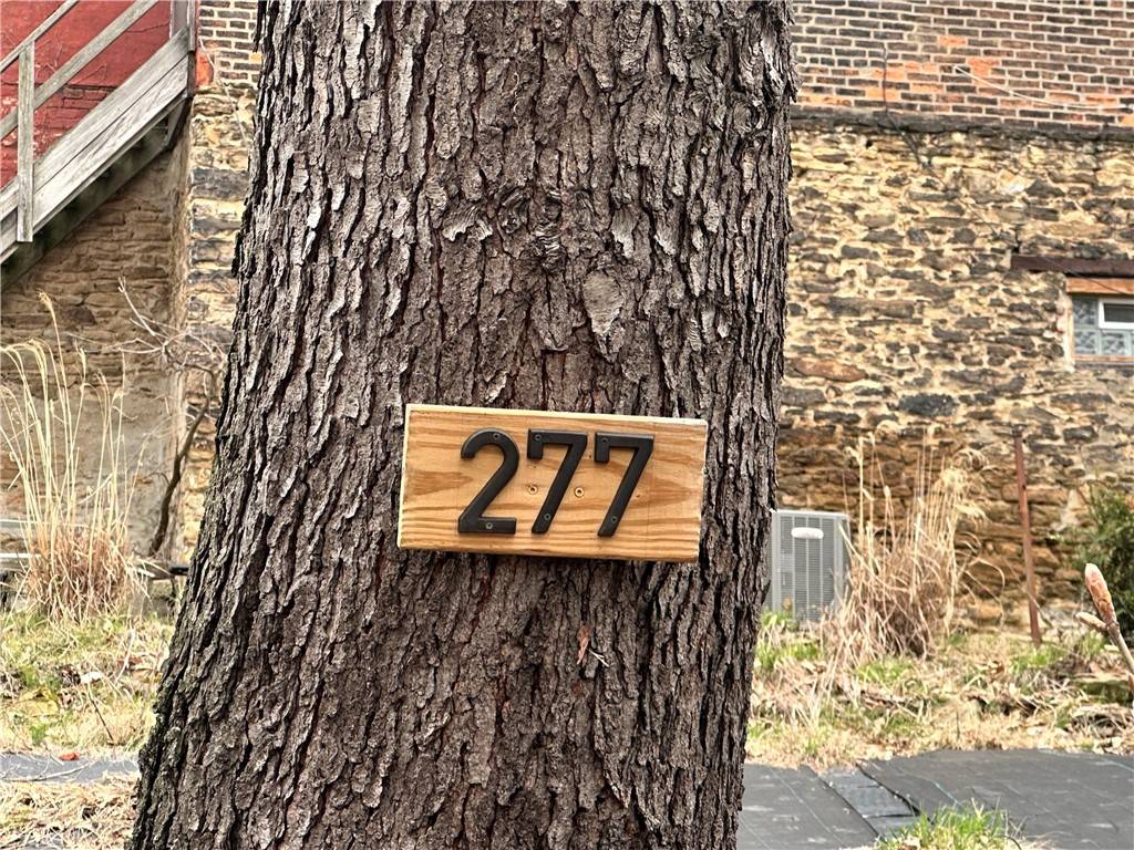 Mt Washington, PA 15211,277 Plyer Way