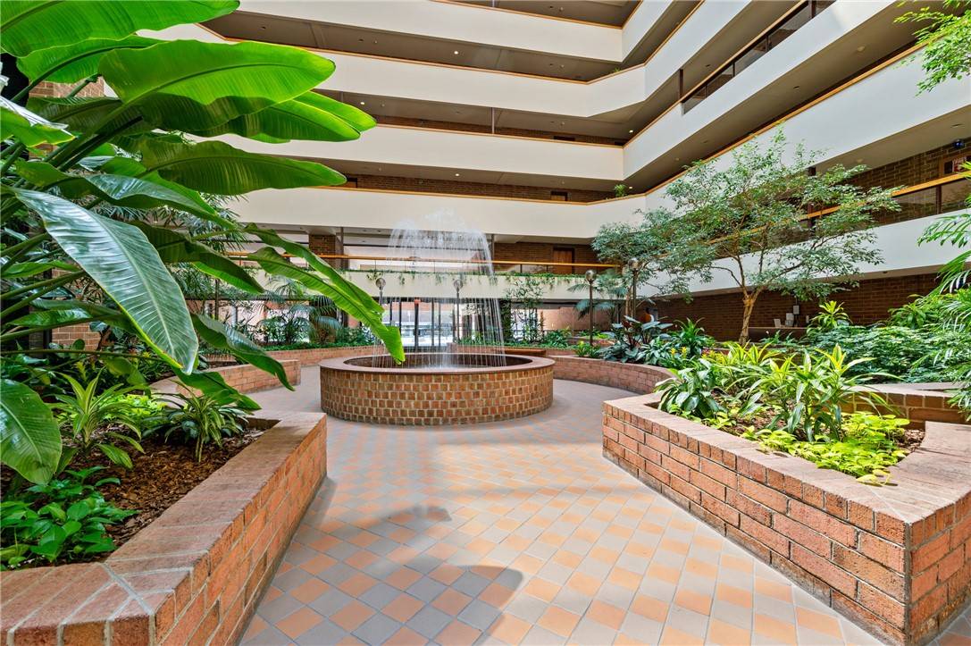 Oakland, PA 15213,307 S DITHRIDGE #510