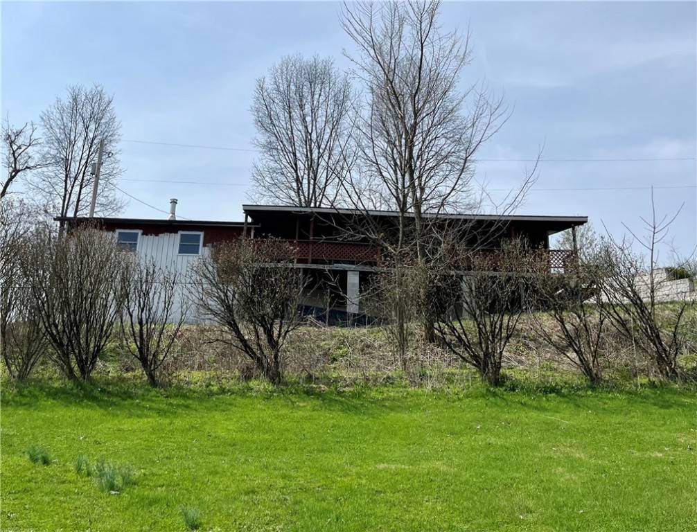 Ligonier Twp, PA 15658,312 Woodchuck Lane