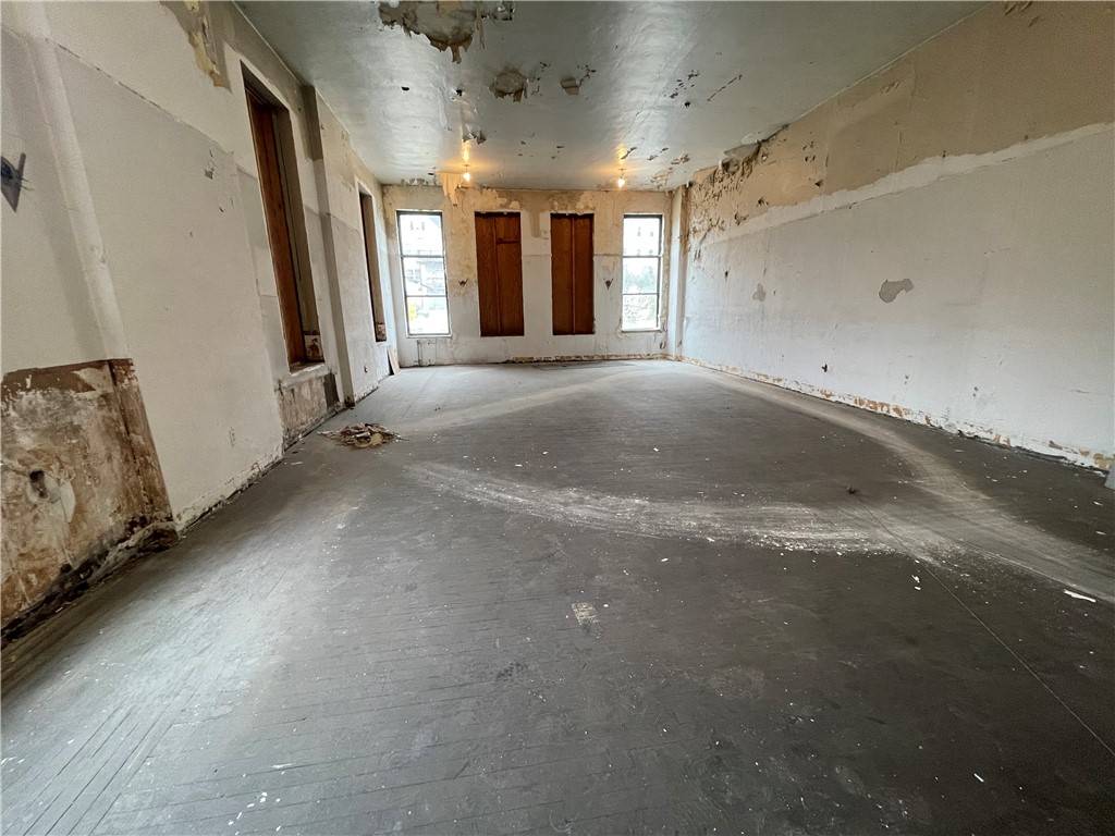 West Homestead, PA 15120,401 W 8th Avenue