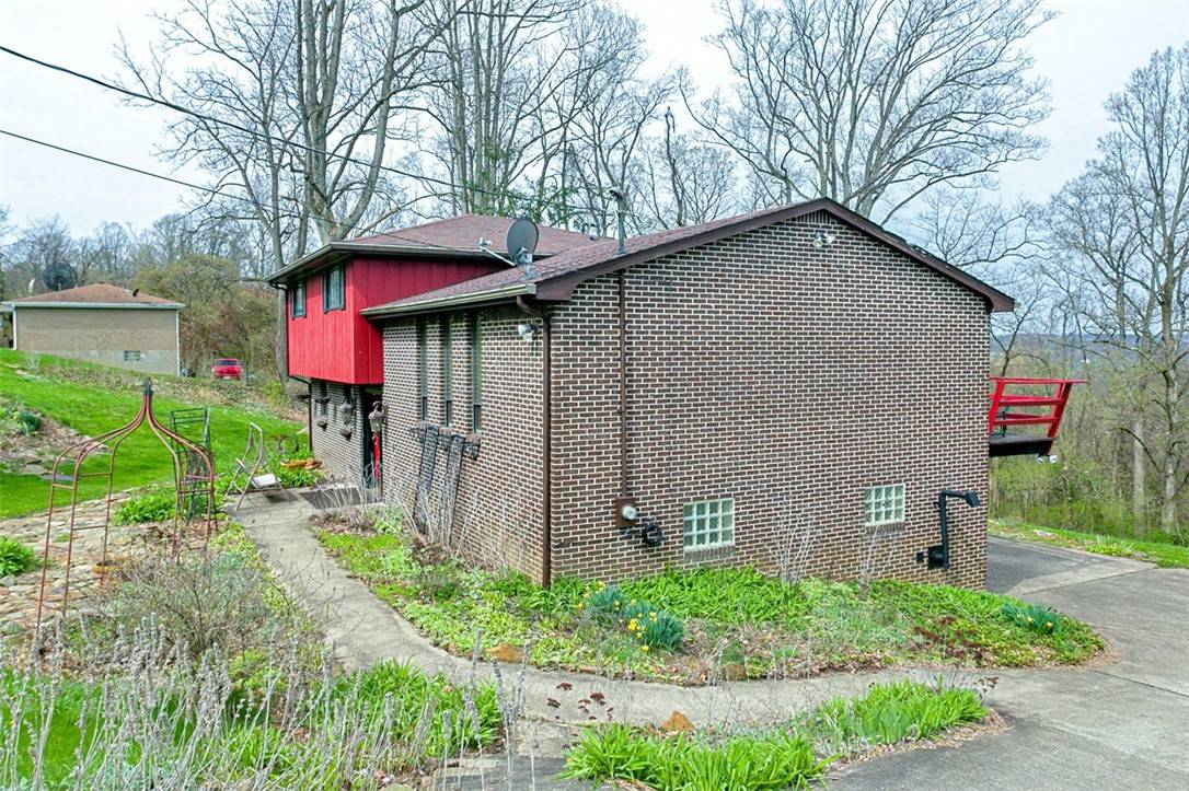 Sutersville, PA 15083,1671 Van Kirk Road