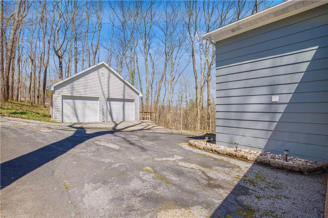 Jennerstown Boro, PA 15547,218 Rocky Ridge Ln
