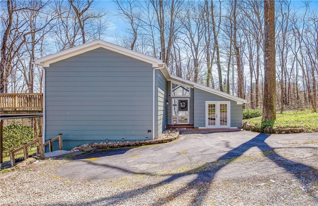 Jennerstown Boro, PA 15547,218 Rocky Ridge Ln