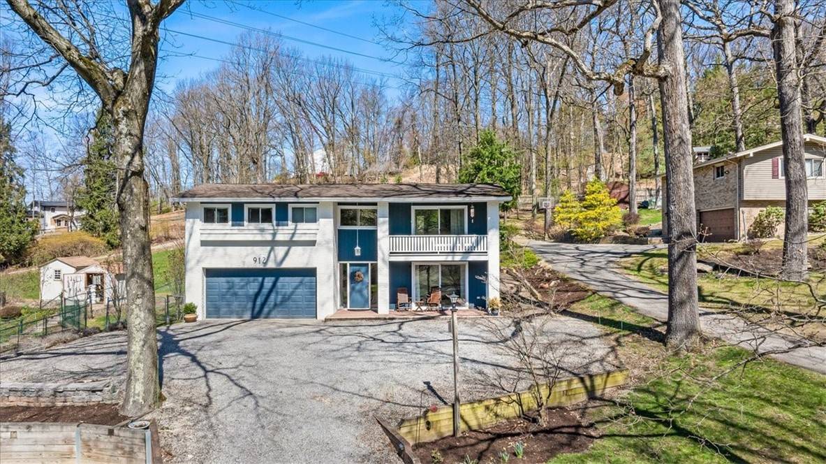 Shaler, PA 15116,912 W Sutter Rd