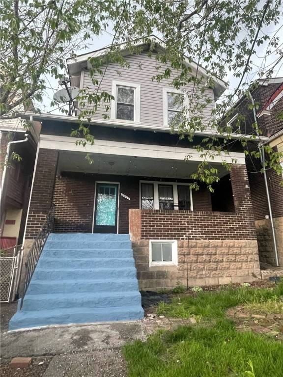 Swissvale, PA 15218,2006 Locust St