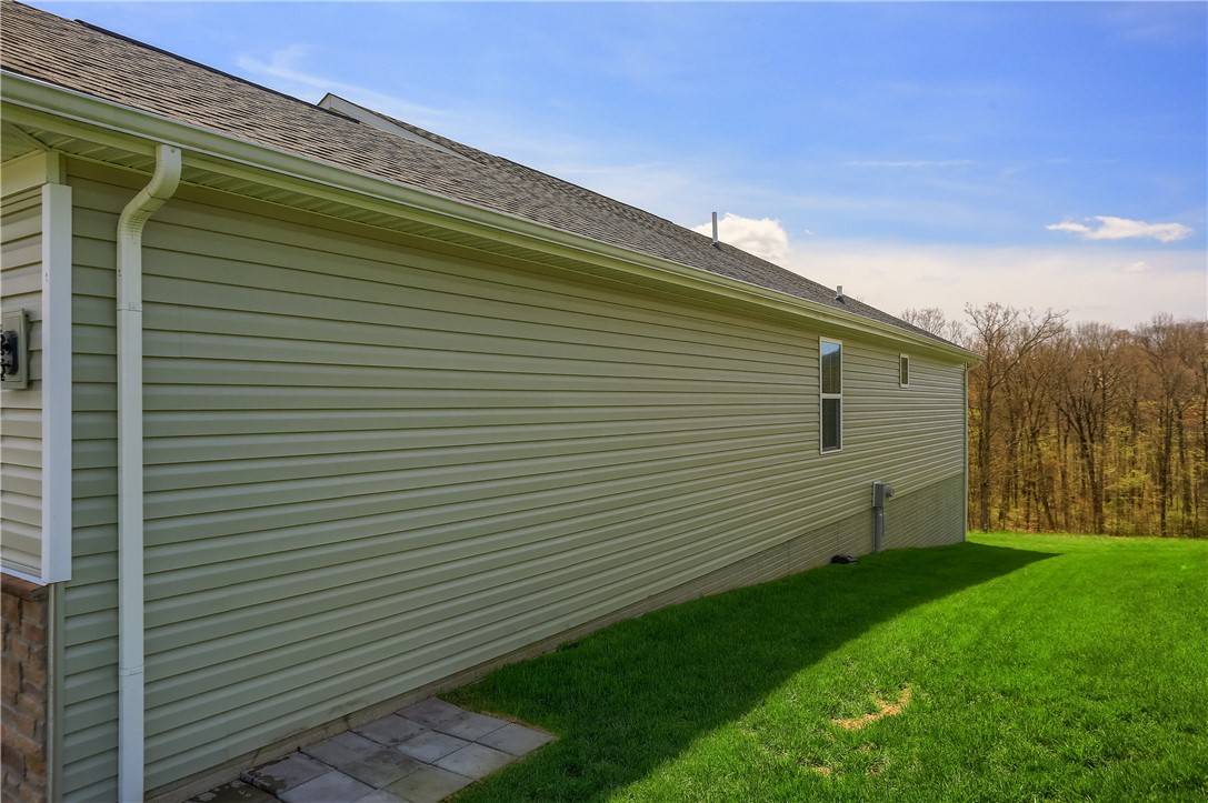 Lancaster Twp, PA 16037,105 Touchstone Ct