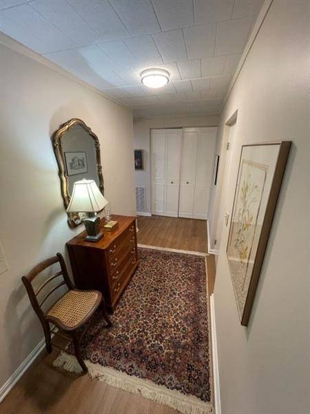 Sewickley, PA 15143,201 Grant St #401