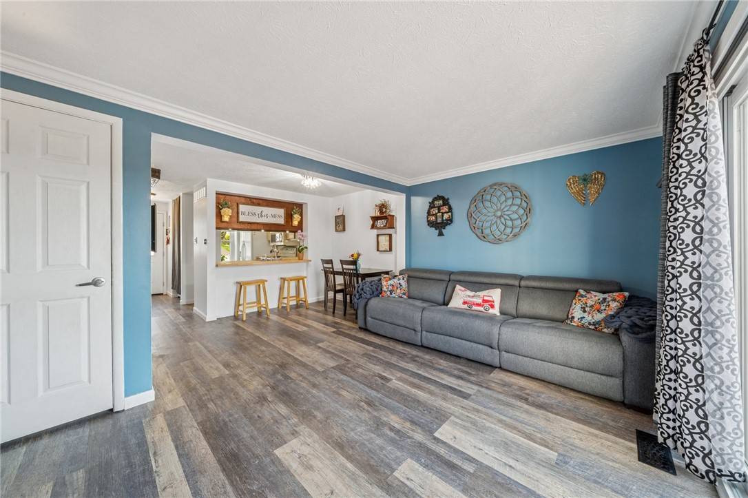Whitehall, PA 15227,42 Shadow Dr