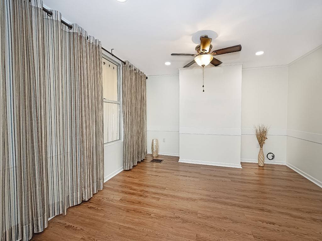Greenfield, PA 15207,4022 Lydia Street