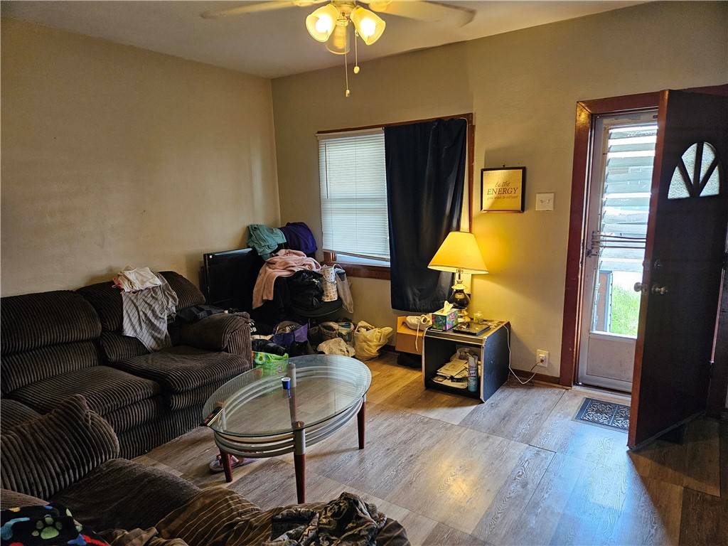 Stowe Twp, PA 15136,113 Ohio St