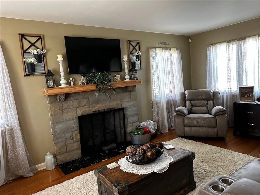 New Kensington, PA 15068,408 Craigdell Rd