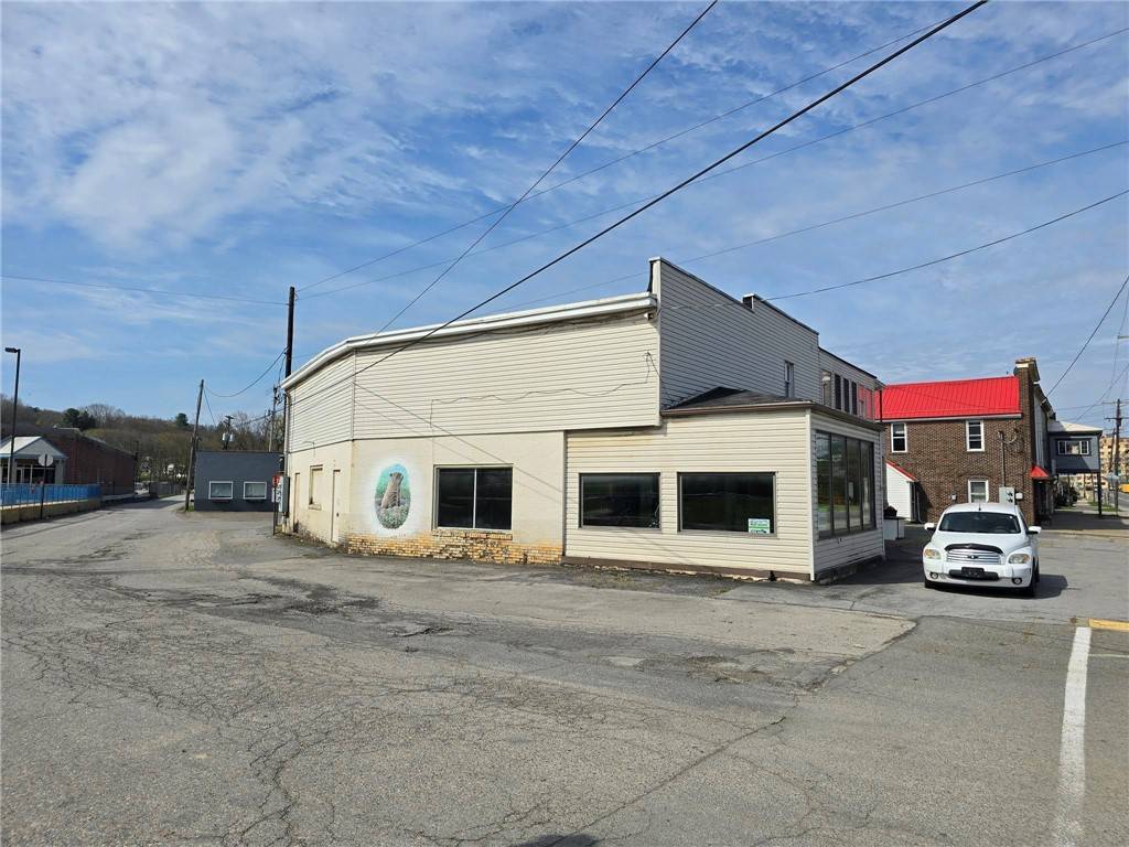 Punxsutawney Area School District, PA 15767,547/549 E Mahoning St