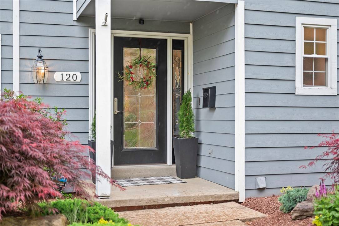 Mt. Lebanon, PA 15243,120 Vanderbilt Dr