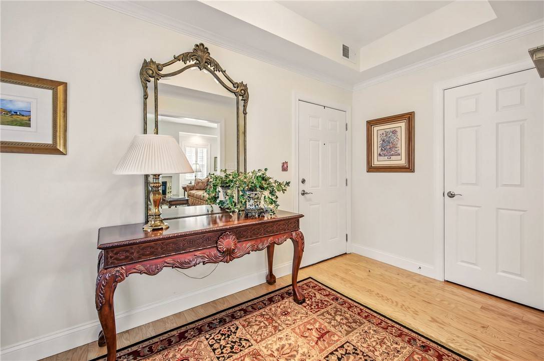 Oakmont, PA 15139,240 Third Street #D