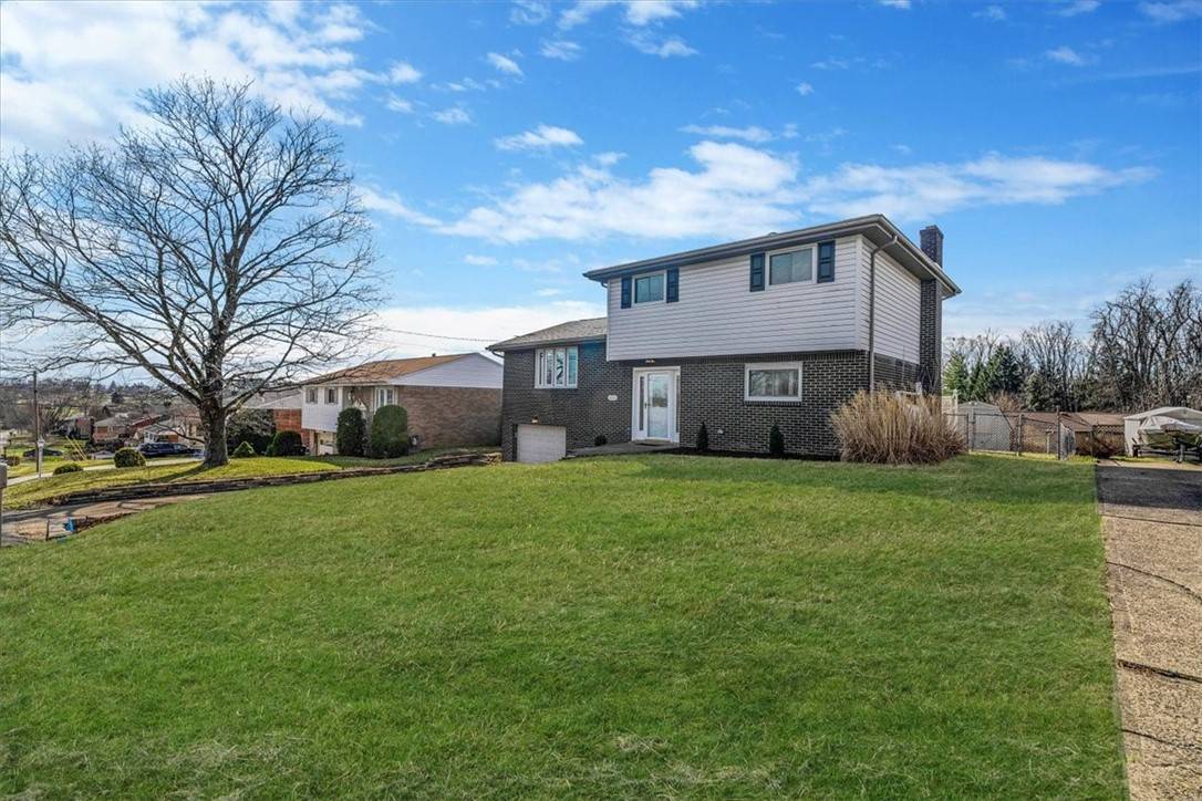 North Huntingdon, PA 15642,14190 Ridge Rd
