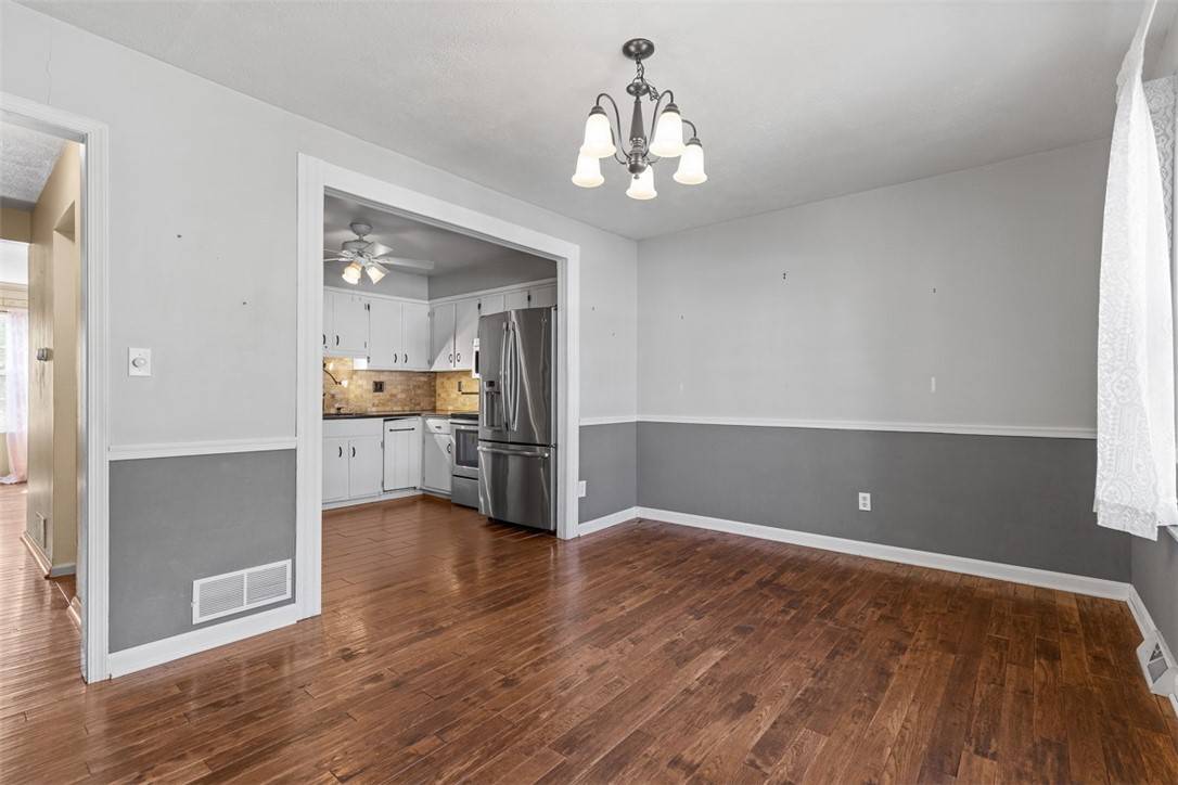 Bethel Park, PA 15102,1402 Magnolia Court
