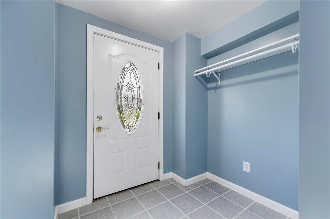 Mt. Lebanon, PA 15243,473 Carnegie Dr.