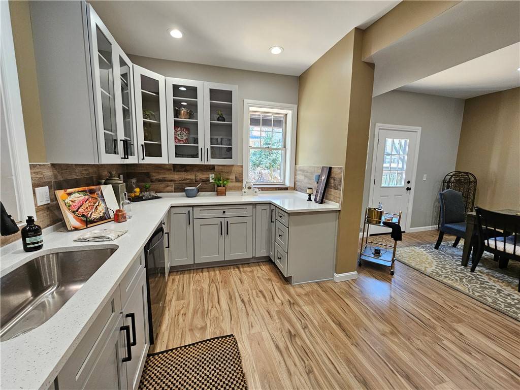 Regent Square, PA 15221,515 Peebles