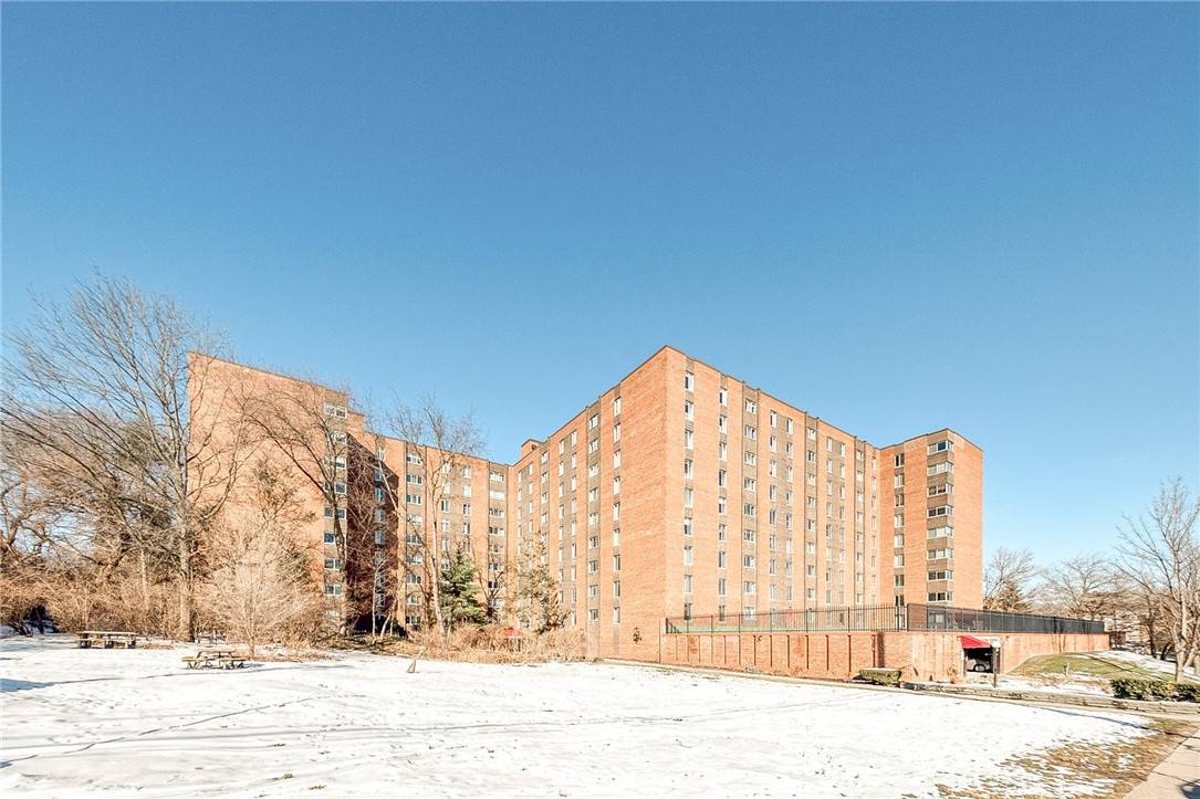 Shadyside, PA 15213,5 Bayard #309