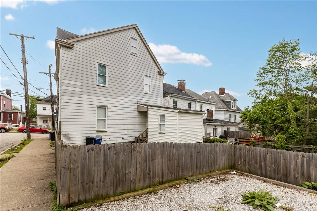 Mt Washington, PA 15211,17 Lelia St
