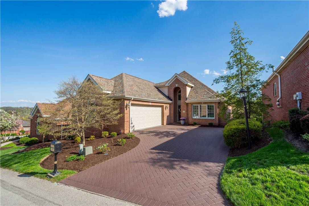 Peters Twp, PA 15317,205 Prestonwood Ln