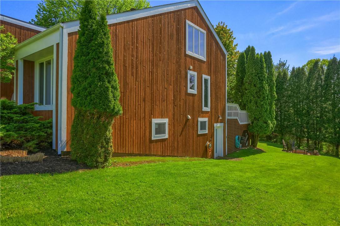 Mcdonald - Nwa, PA 15057,1352 Oakridge Road