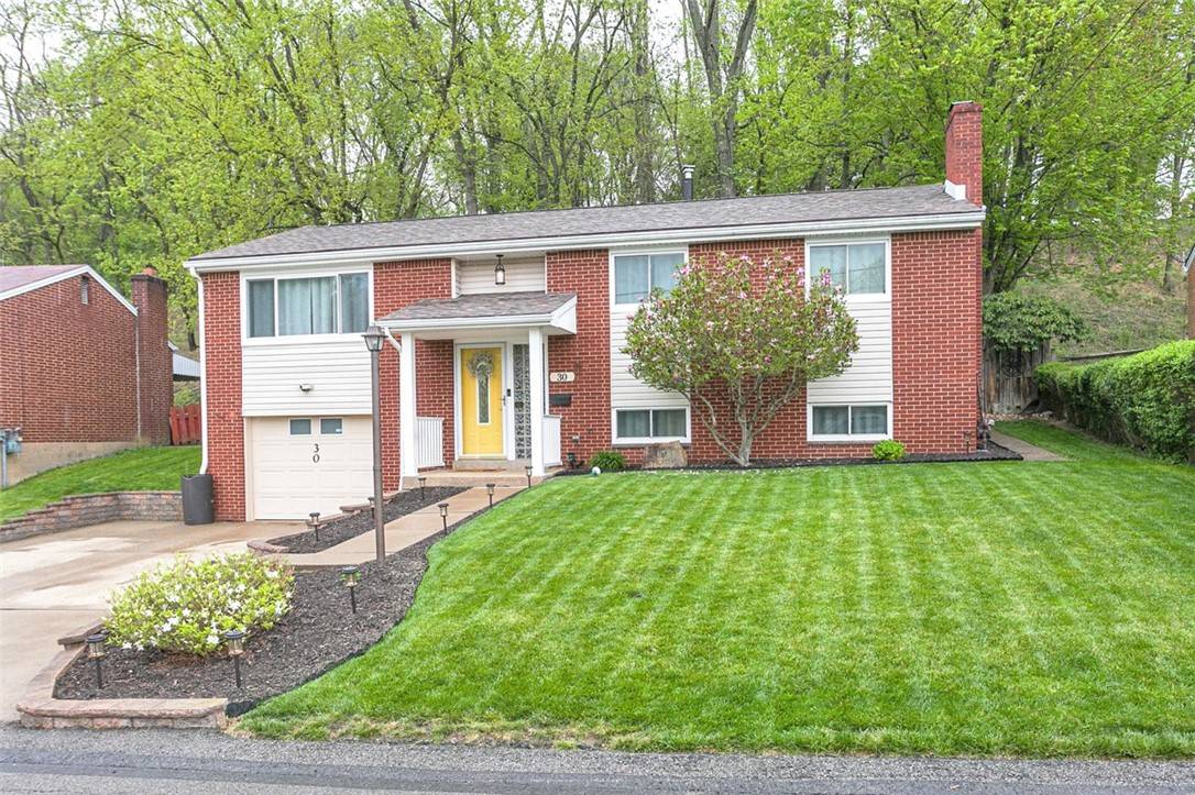 Penn Hills, PA 15235,30 Edinburg Dr