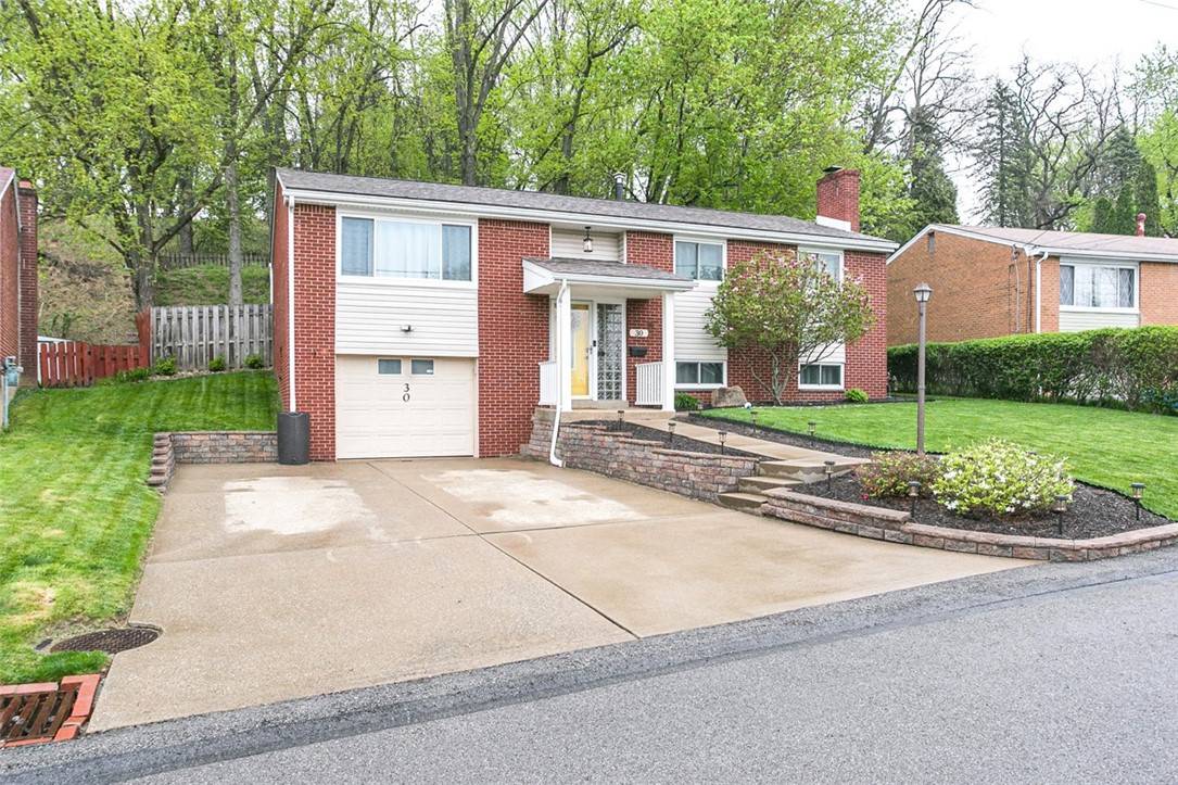 Penn Hills, PA 15235,30 Edinburg Dr