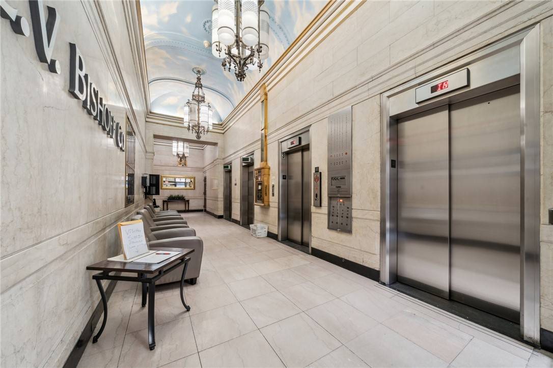 Downtown Pgh, PA 15222,235-239 4th Ave SUITE A