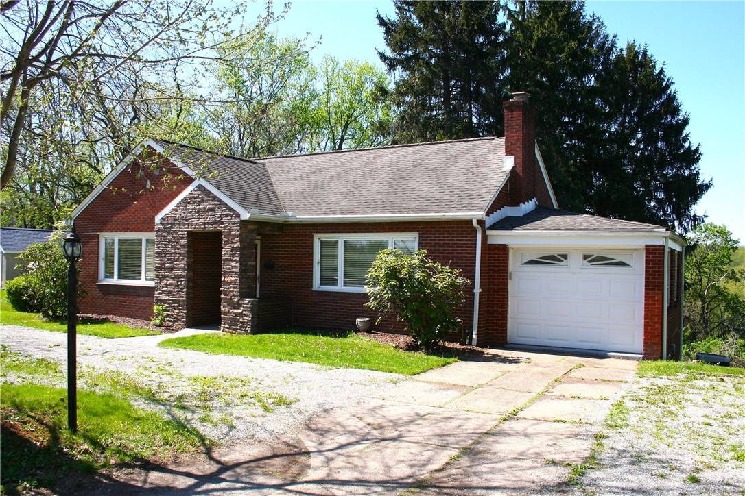 West Mifflin, PA 15122,2832 Skyline Drive