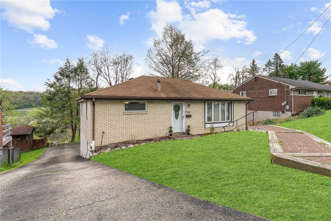 South Park, PA 15236,935 Broglie