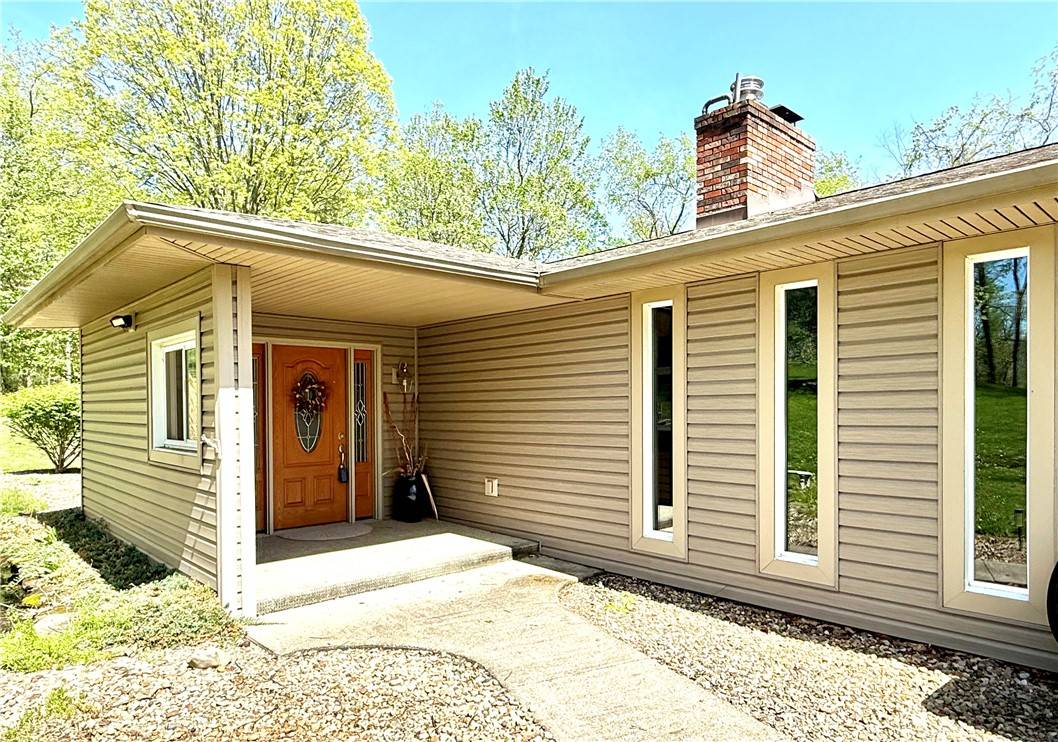 Rostraver, PA 15012,334 LEEPER RD
