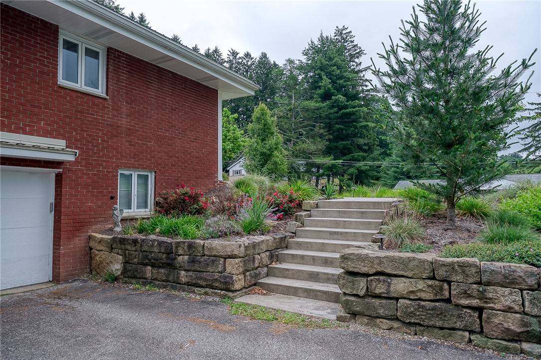 Murrysville, PA 15668,3180 Pinecrest ct
