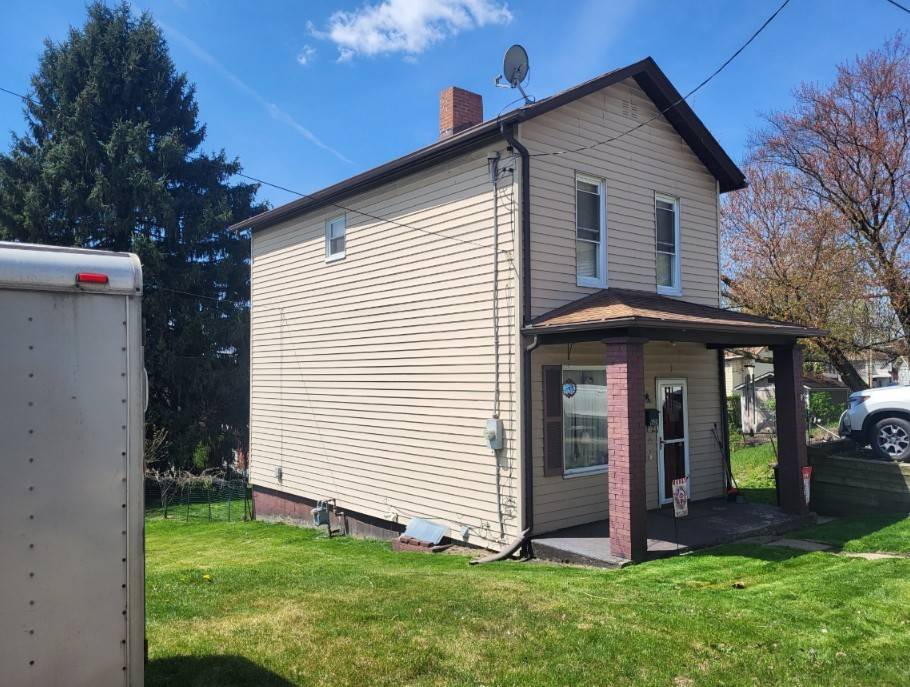 East Rochester, PA 15074,609 Lincoln St