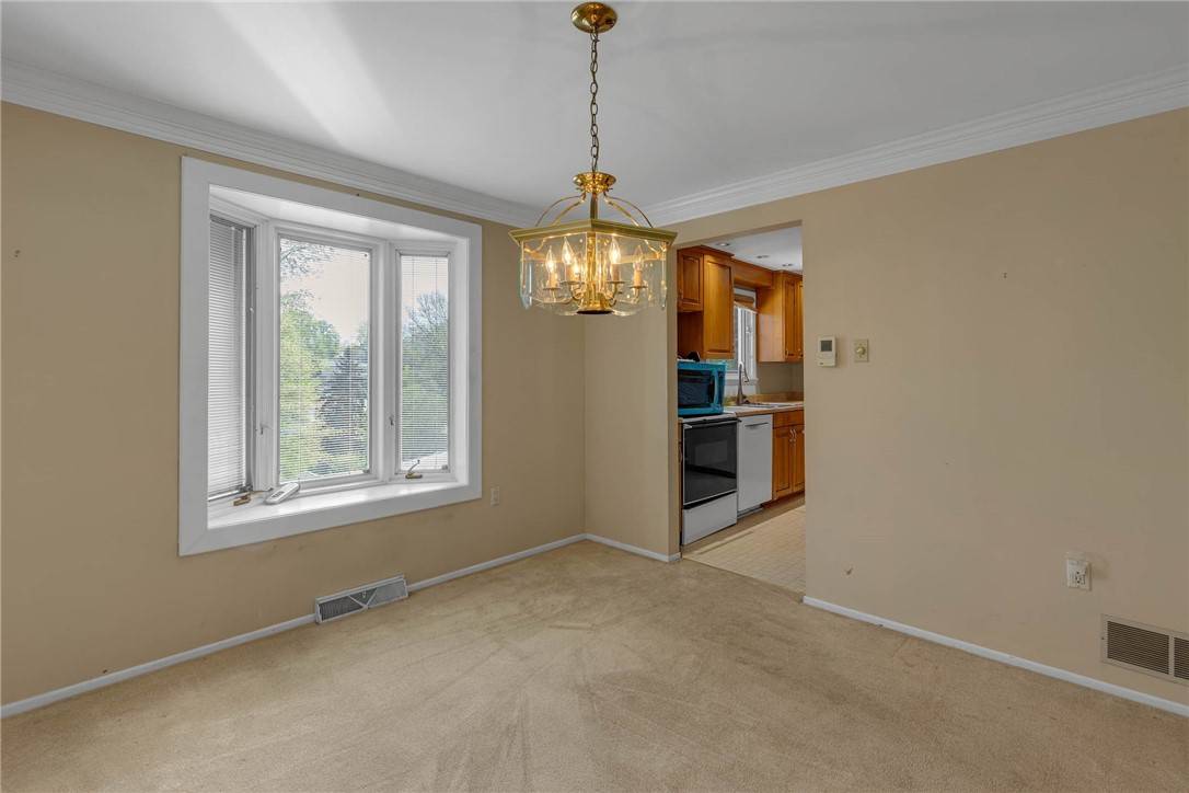 Robinson Twp - Nwa, PA 15108,61 Norfolk Dr