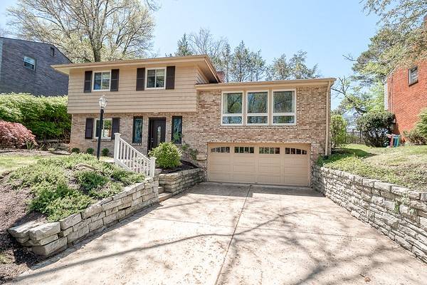 Mt. Lebanon, PA 15243,618 Oxford