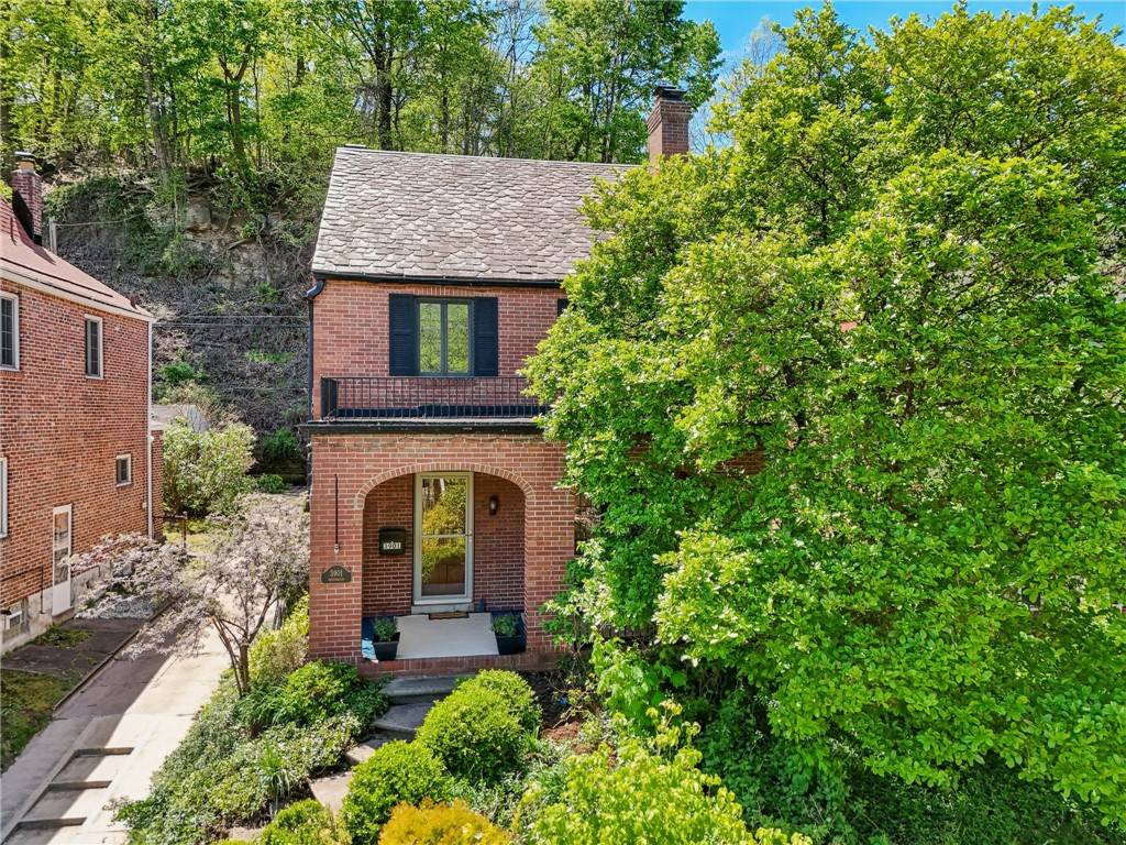 Greenfield, PA 15217,3901 Beechwood Blvd