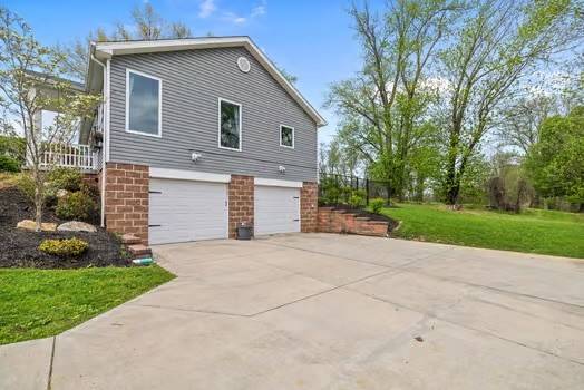 Peters Twp, PA 15367,129 Brawdy St
