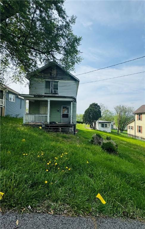 California, PA 15419,1013 Shutterly St