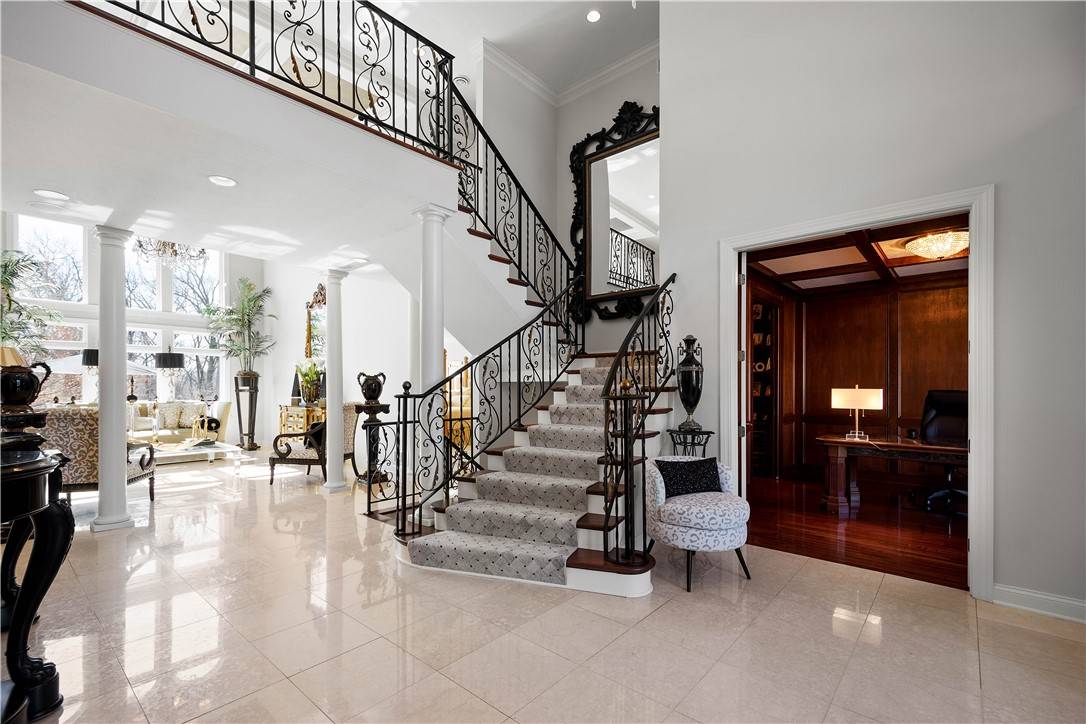 Collier Twp, PA 15142,6031 Turnberry