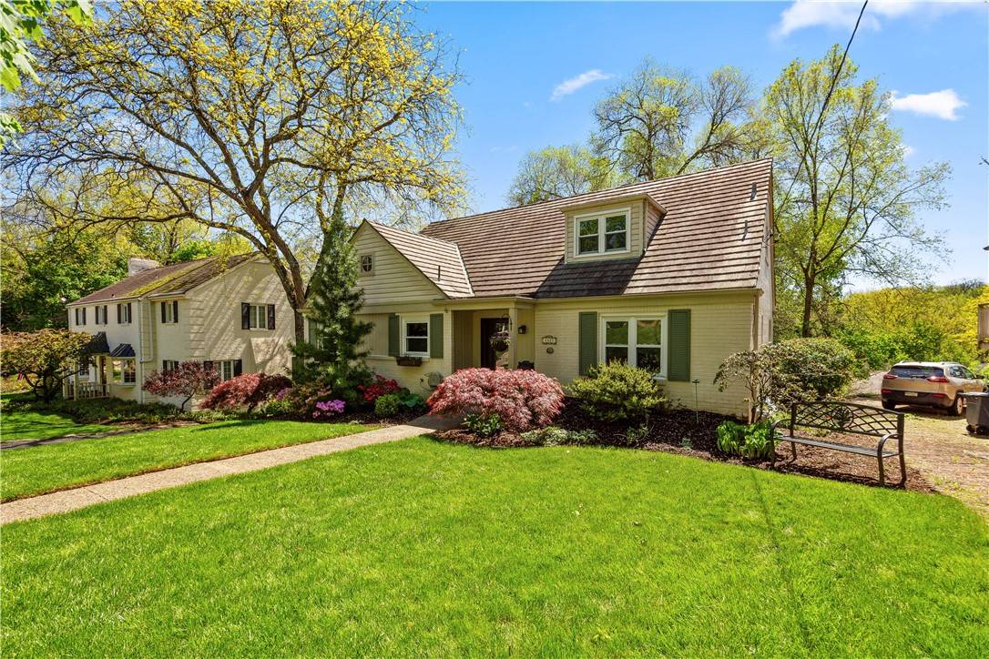 Mt. Lebanon, PA 15228,1427 Pueblo Dr