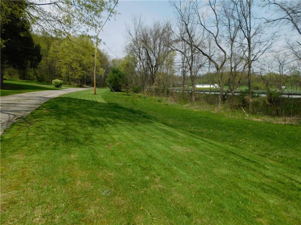 Darlngtn Twp, PA 16115,0 Constitution Blvd