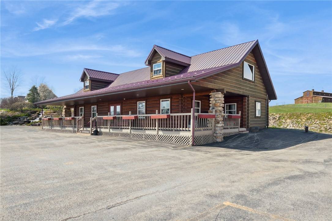Somerset Twp, PA 15557,208 W Mud Pike