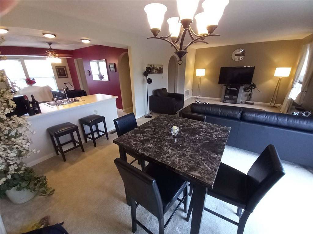 Cranberry Twp, PA 16066,116 AntlerHollow Ct